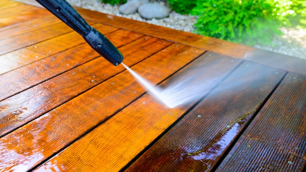 deck pressure washing